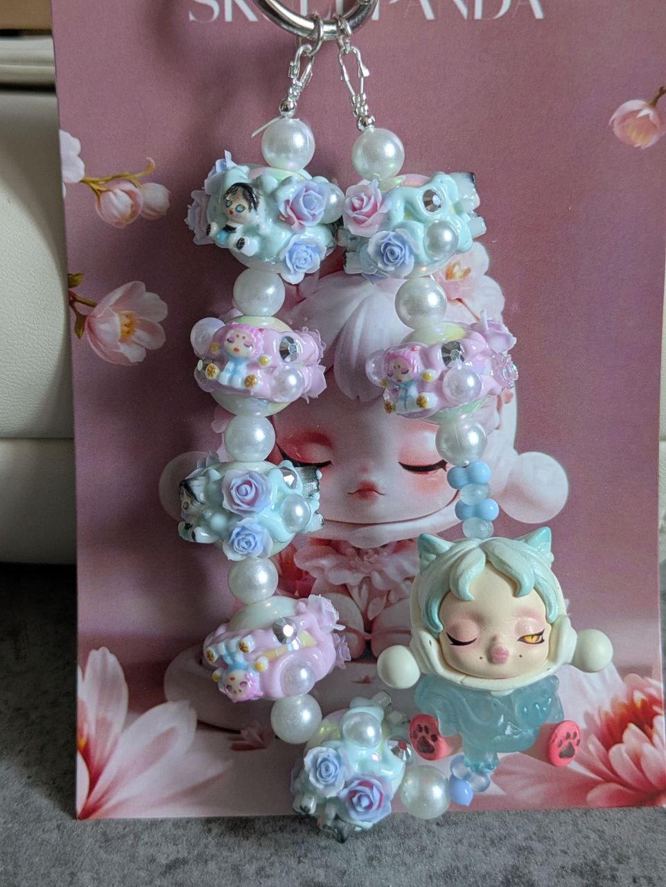 SkullPanda cat Design Handykette & Taschenanhänger: Der süße kleine Anhänger