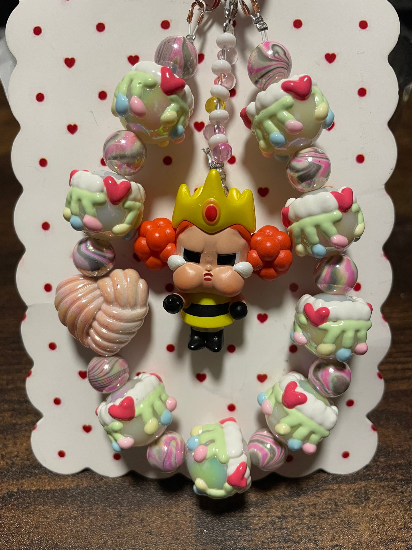 CryBaby Königin Design Handykette & Taschenanhänger: Der süße kleine Anhänger