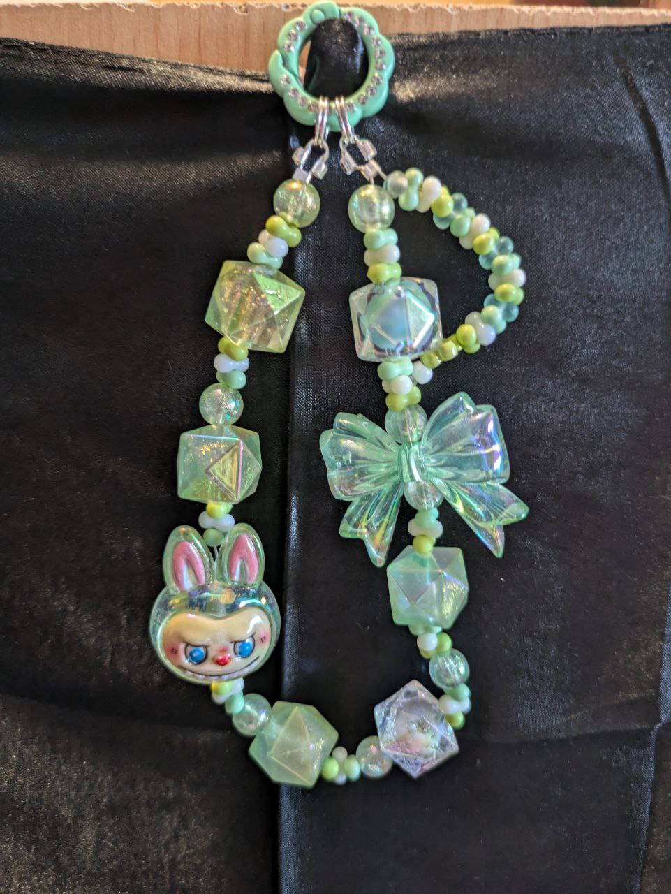 Labubu green Phonechain, Taschen und Keychain
