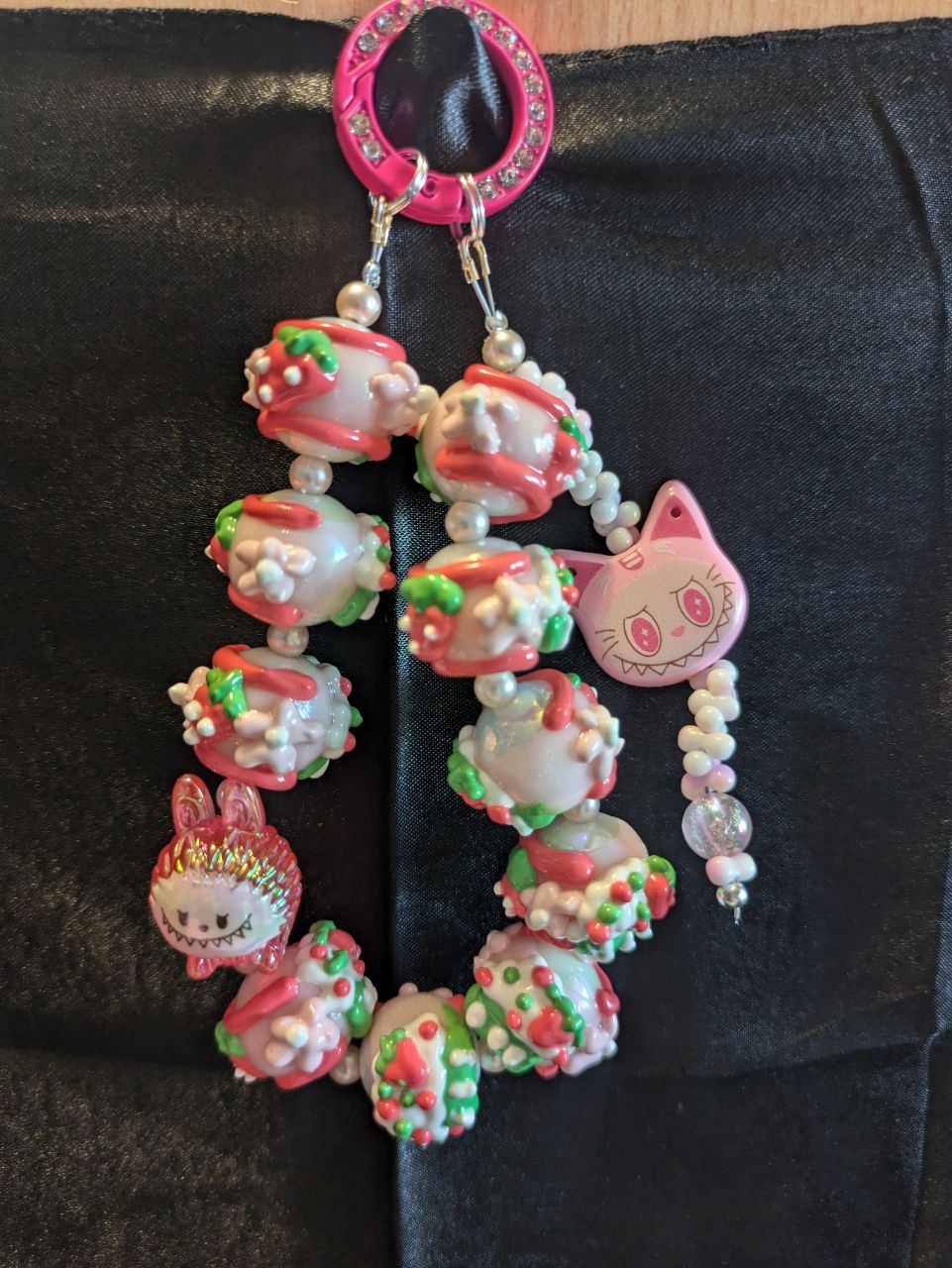 Labubu Strawberries Phonechain, Taschen und Keychain