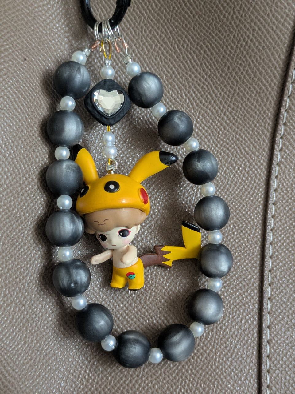Pickatchu Dimoo Design Handykette & Taschenanhänger: Der süße kleine Anhänger