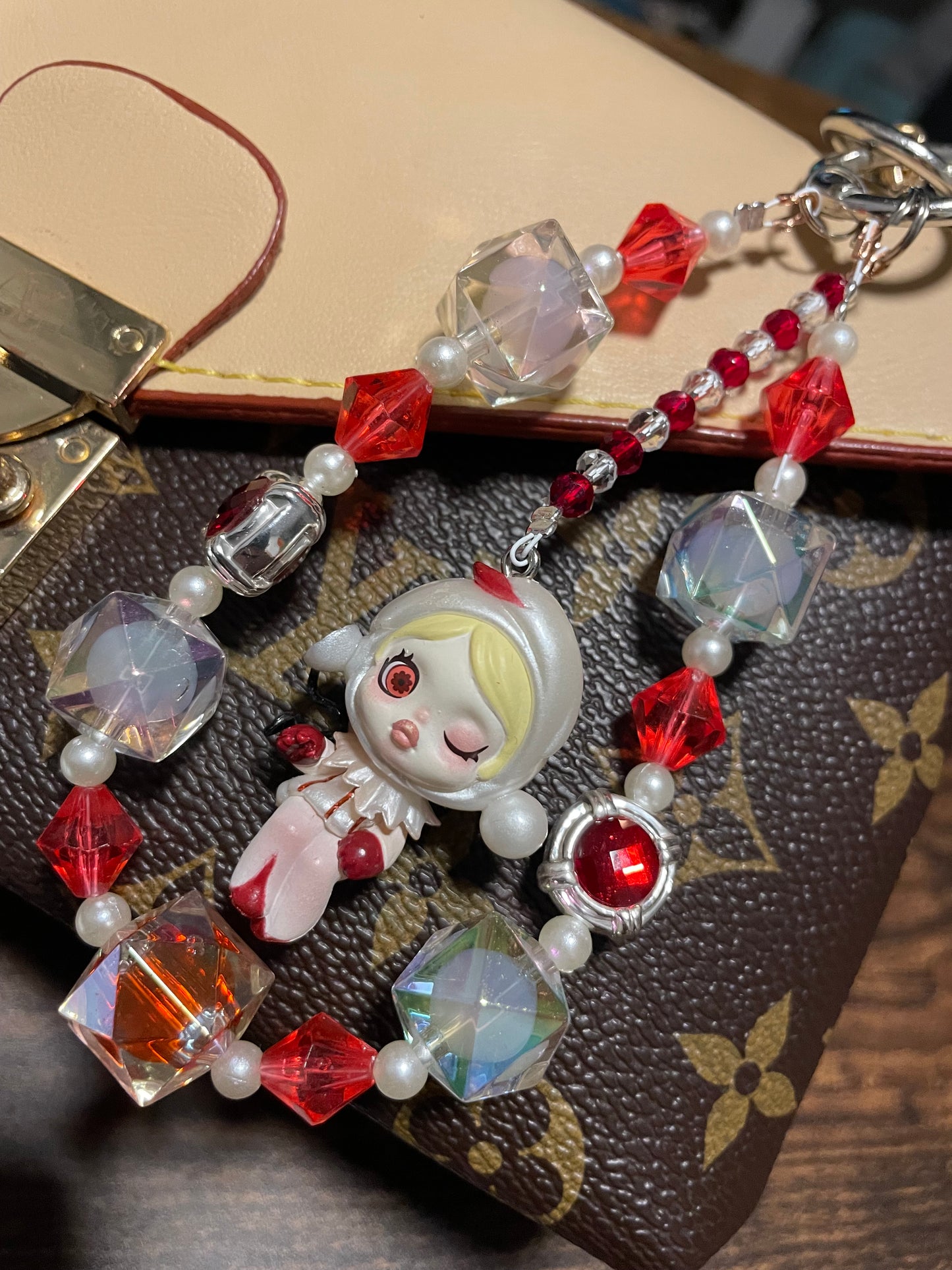 SkullPanda Red Design Handykette & Taschenanhänger: Der süße kleine Anhänger