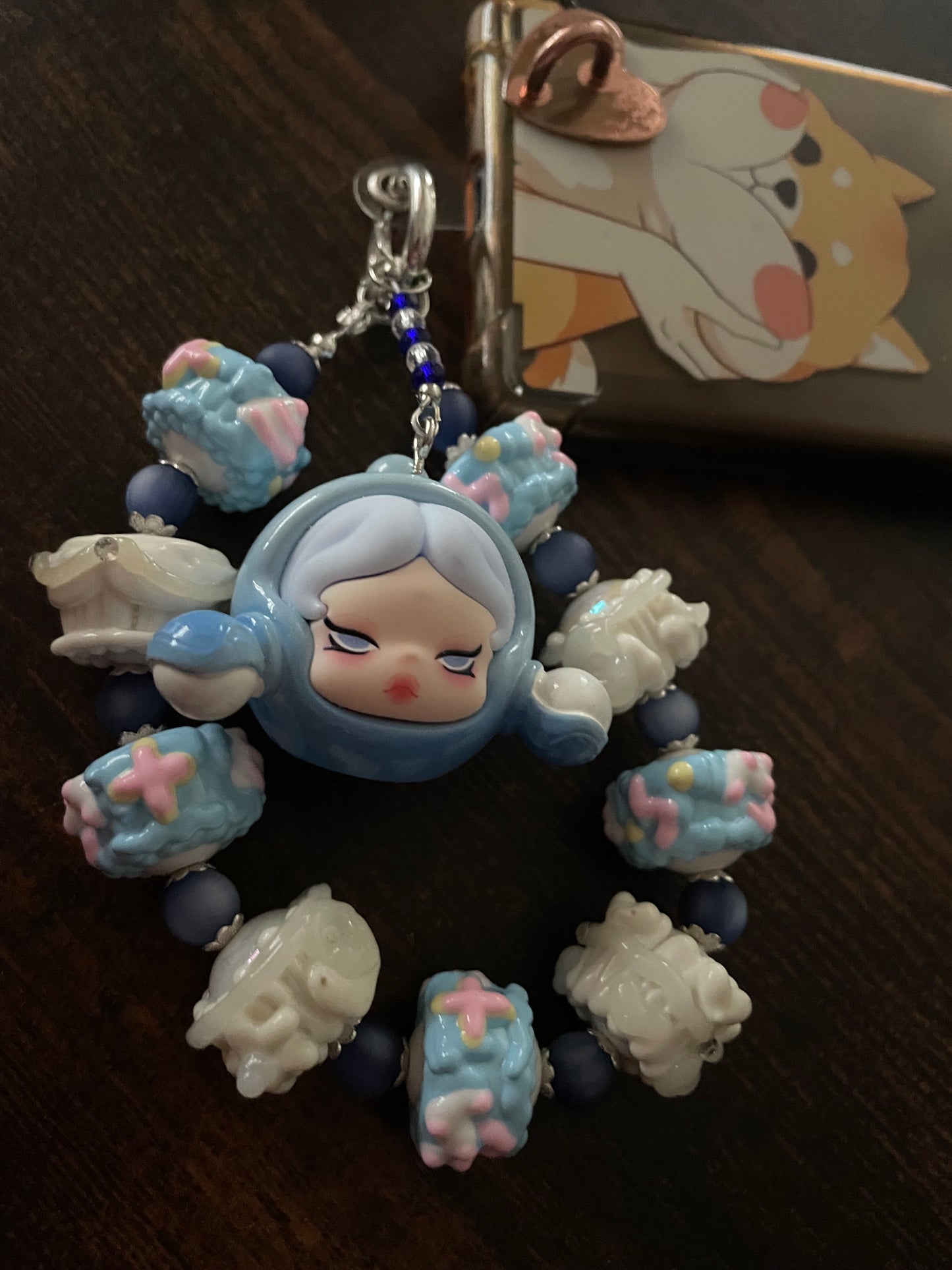 SkullPanda Design Handykette & Taschenanhänger: Der süße kleine Anhänger