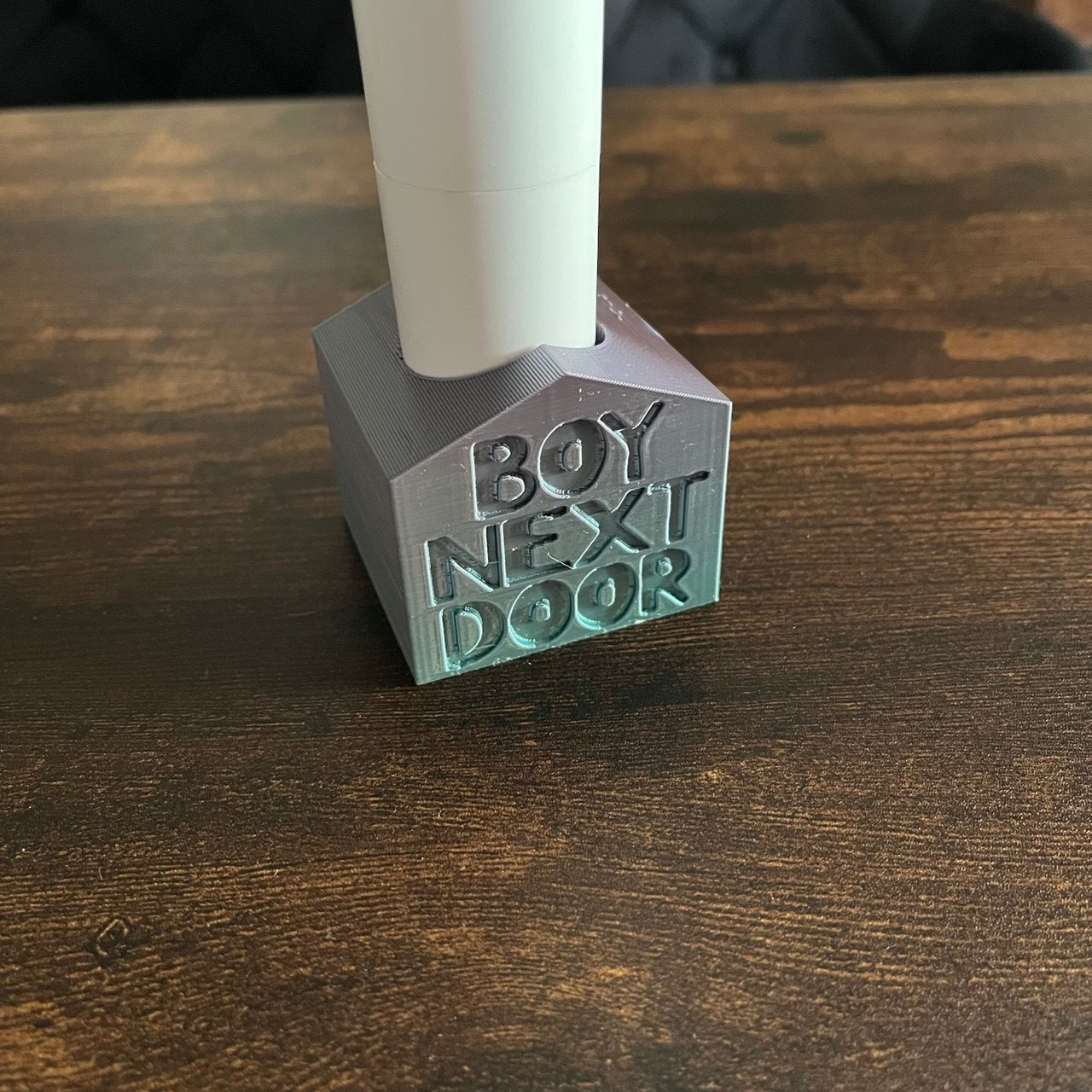 BNXD Lightstick Holder Haus-Design V2 – Fanmade für Neighbor