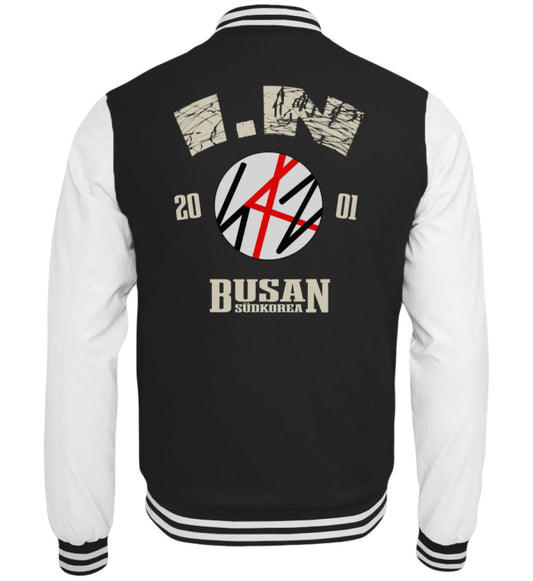 Jet Black-White-6757