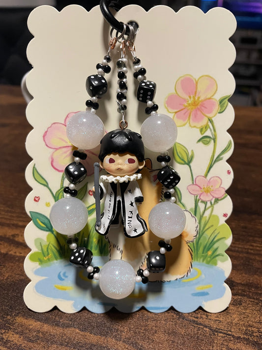 Hirono black König Design Handykette & Taschenanhänger: Der süße kleine Anhänger