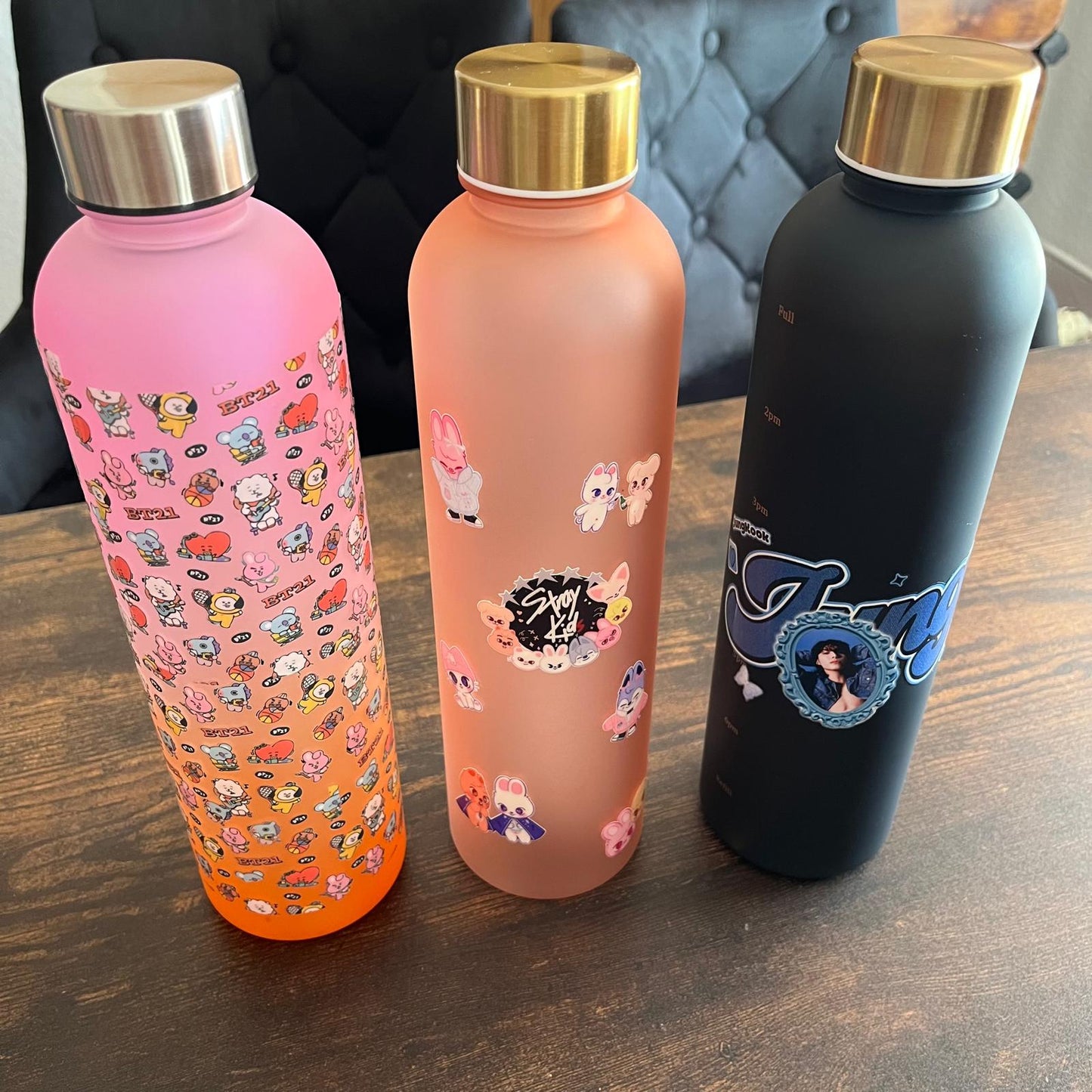 K-Pop Drinking Bottle Jungkook, Bt21 and Stray Kids – Perfect as a Gift Fanmade