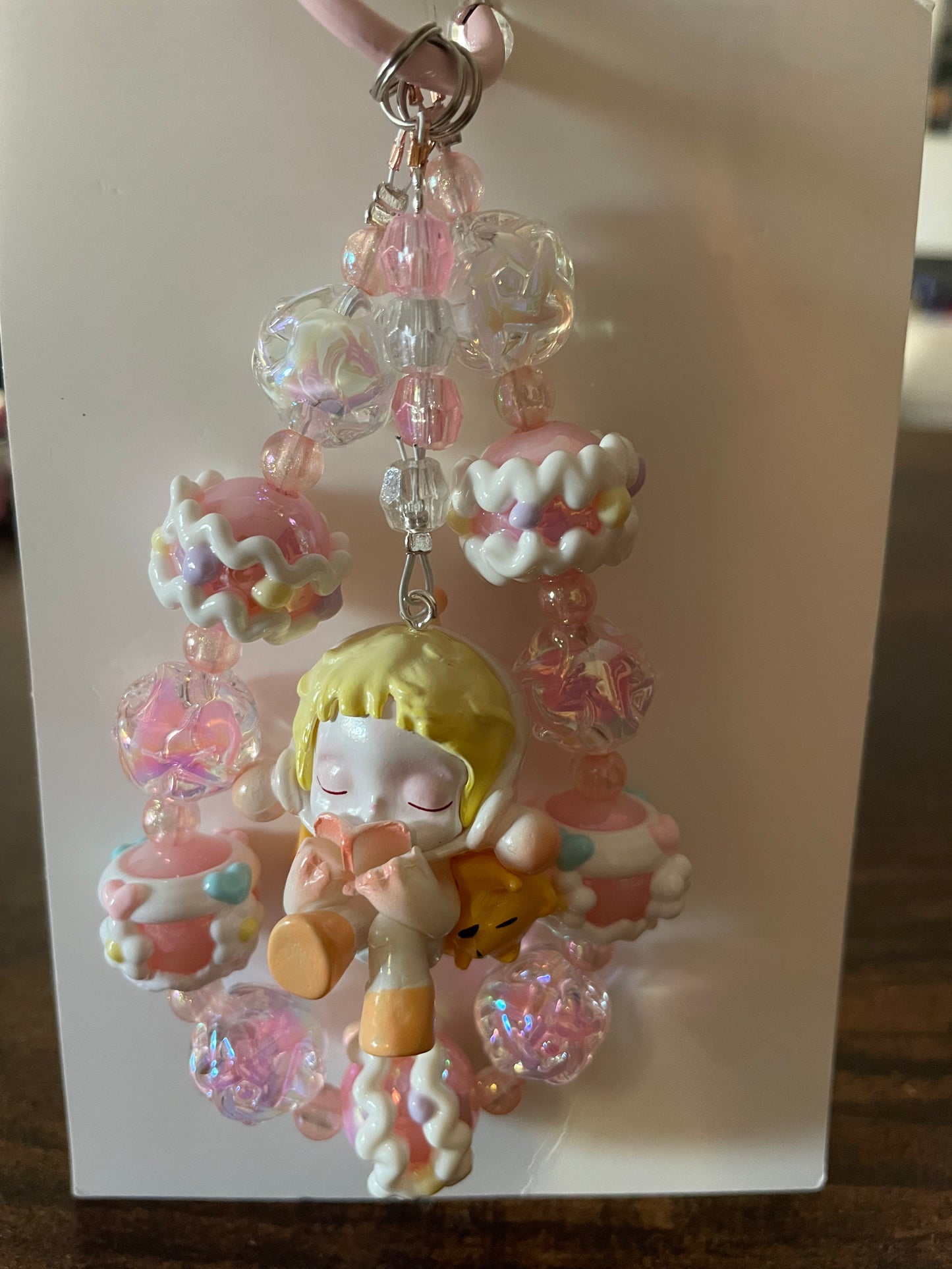 SkullPanda rosa Design Handykette & Taschenanhänger: Der süße kleine Anhänger