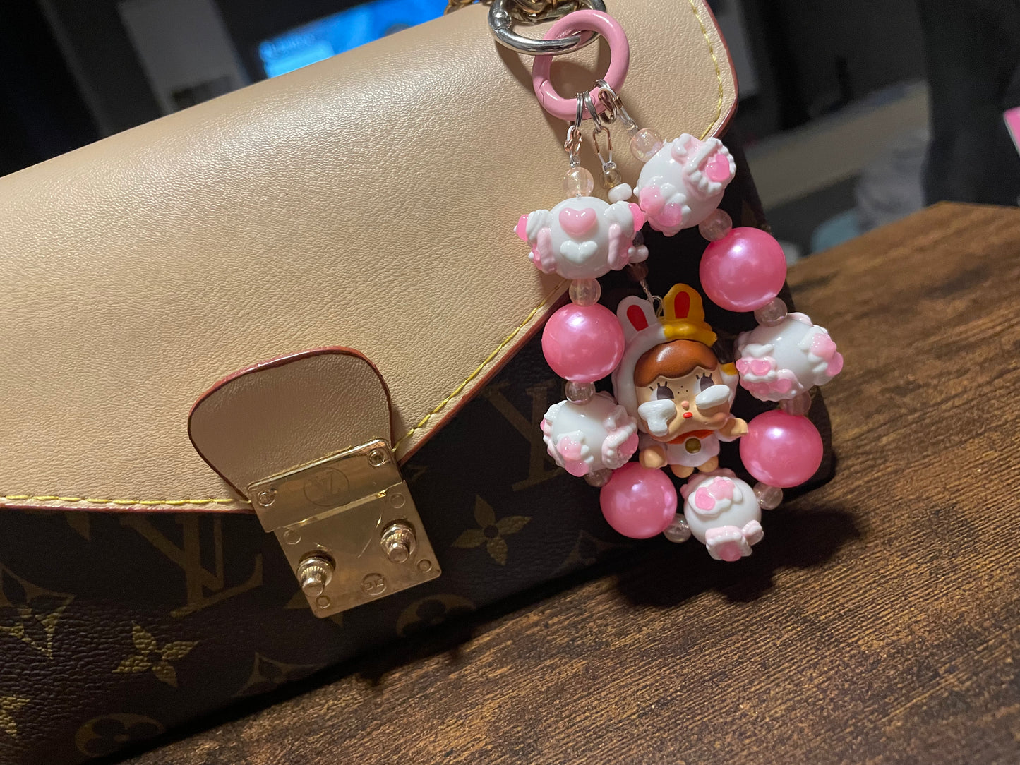 CryBaby CAT Design Handykette & Taschenanhänger: Der süße kleine Anhänger