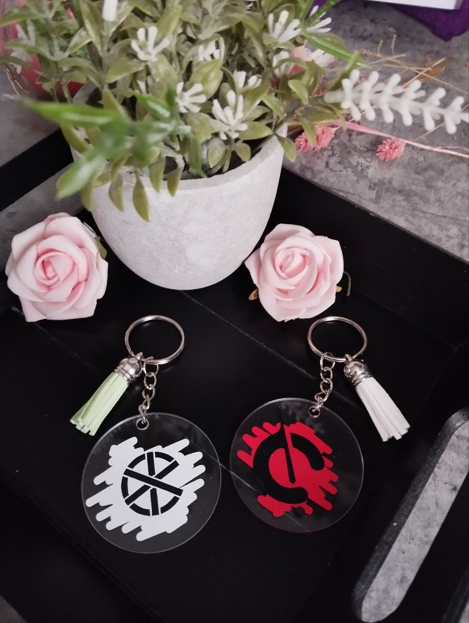 K-Pop Schlüsselanhänger, Straykids,Seventeen, Bts, Twice, The Rose usw. Selfmade Geschenkidee