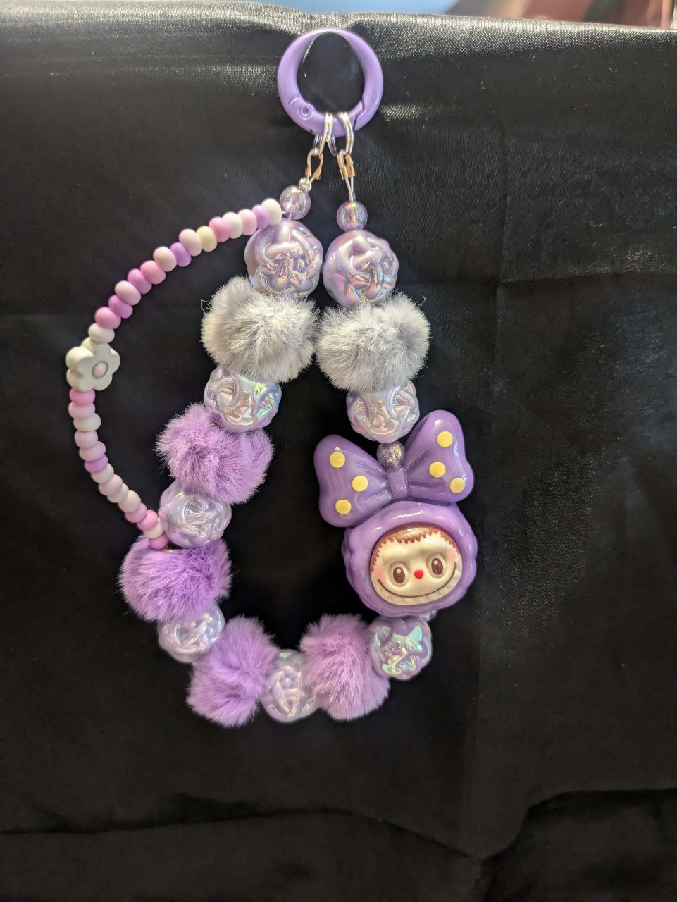 Labubu Cute Kopf Handykette in Lila – Kawaii Style für dein Smartphone